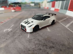 Nissan GT-R 35 White Original